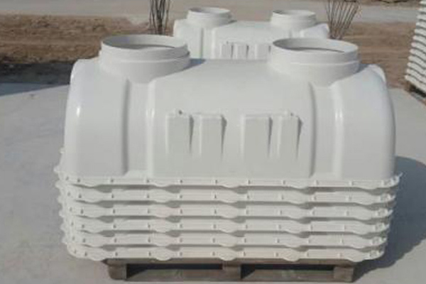 SMC玻璃鋼模壓化糞池在生產中有哪些地方需要改進 SMC玻璃鋼模壓化糞池在生產中有哪些地方需要改進